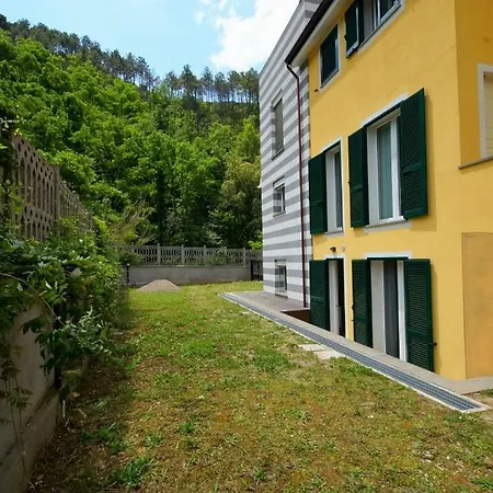 Della Rosa
